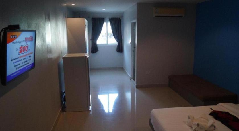 P.F Mansion Hotel Chaweng  Exterior photo